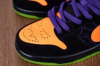 Nike SB Dunk Low Night of Mischief Halloween