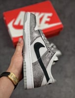 Nike dunk low golden gals