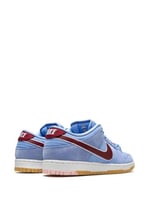 Nike SB Dunk Low Phillies