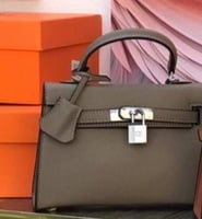 شنط يد نسائية كيري37