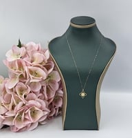 عقد ناعم ربرتو كوين عيار 18