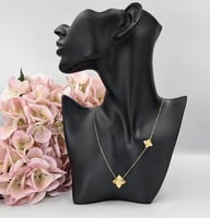 عقد ربرتو كوين ايطالي عيار21