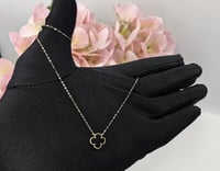 عقد ناعم فان كليف عيار 18