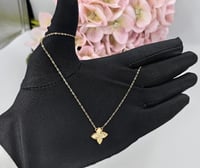 عقد ربرتو كوين ناعم عيار 21