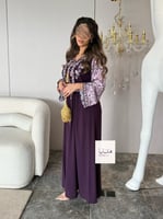 جلابية ميثاء قماش ناعم باكمام حرير تطريز بالصدر لو...