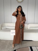 جلابية تاله قماش اوكراني ناعم تطريز ورد بالامام وا...