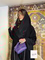 عباية إيفانا بقماش كريب الاناقة بكم اسود مزين دانت...