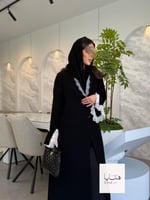 عباية جادي بلايزر بقماش كريب ايطالي اسود مع دانتيل...