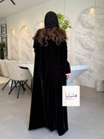 عباية نجود بليزر بقماش مخمل كوري مزين بورد شك اسود