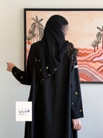 عباية سناء بقماش كريب روان اسود