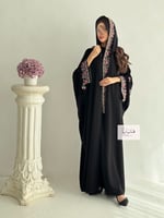 عباية بدايه بقماش كريب مطرز