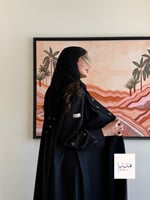 عباية سناء بقماش كريب روان اسود