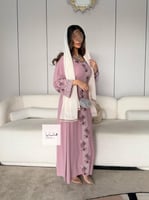 جلابية تاله قماش اوكراني ناعم تطريز ورد بالامام وا...