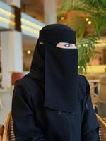 نقاب كوري طويل مغاط واحد عادي