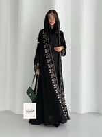 عباية ملاذ دبل كلوش بقماش انترنت تطريز وردي