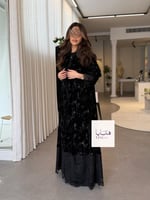 عباية وتين بقماش مخمل كوري اسود مع فضي تدخيلات دان...