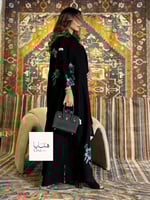 عباية هتون بقماش كريب كتان تطريز ورد