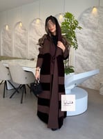 عباية شيهانه بقماش كريب باربي مع مخمل بربطه بني