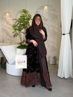 عباية وتين بقماش مخمل كوري بني تدخيلات دانتيل