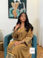 جلابية هديل قماش اوكراني ناعم تطريز مشجر بالامام و...