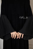 عباية شتوي مخمل كم كسرات زوم