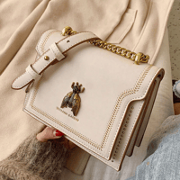 حقيبة كروس مزخرفة بسلسلة معدنية