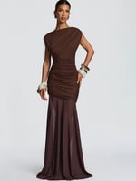 فستان ماكسي برقبة دائرية شفافة