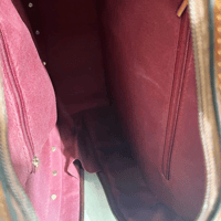 حقيبة نسائية مستديرة