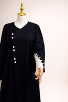 عبايه دانتيل ابيض