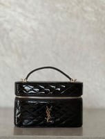 شنط سان لوران