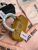 شنط ميو ميو