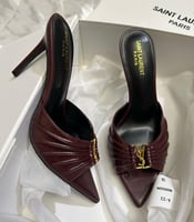 كعب سان لوران