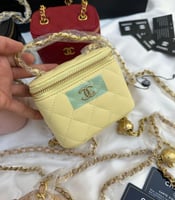 شانيل ميني فانيتي