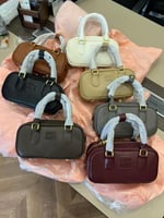 شنطة ميو ميو