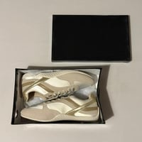 شوزات ميو ميو