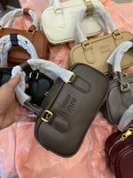 شنطة ميو ميو