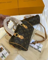 شنطة لويس فيتون