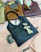 شنط ميو ميو