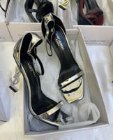 كعب سان لوران