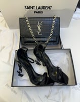 طقم مع جميع الملحقات