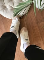 شوزات تايقر