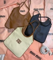 شنط ميو ميو