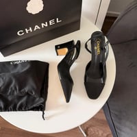 شوزات شانيل