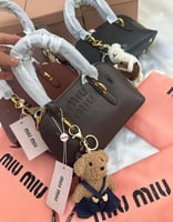 شنط ميو ميو