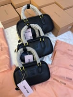 شنط ميو ميو