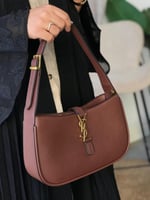 شنط سان لوران