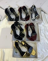 كعب سان لوران