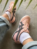 شوزات تايقر