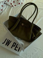 شنط جي دبليو