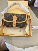 شنطة لويس فيتون